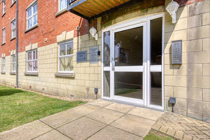 Communal Entrance- click for photo gallery
